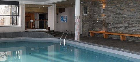 residence-sport-d-hiver-avec-piscine-sauna-salle-de-gym