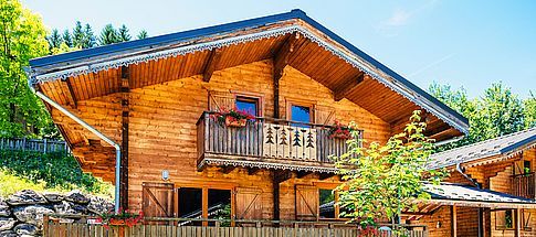 summer-mountain-chalet