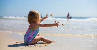 conseils-pour-des-vacances-avec-un-enfant-de-2-ans-reussies